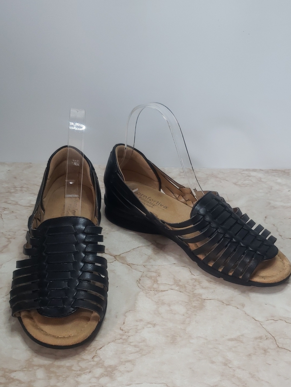 Comfortiva Women’s Black Woven Huarache Sandals 8W